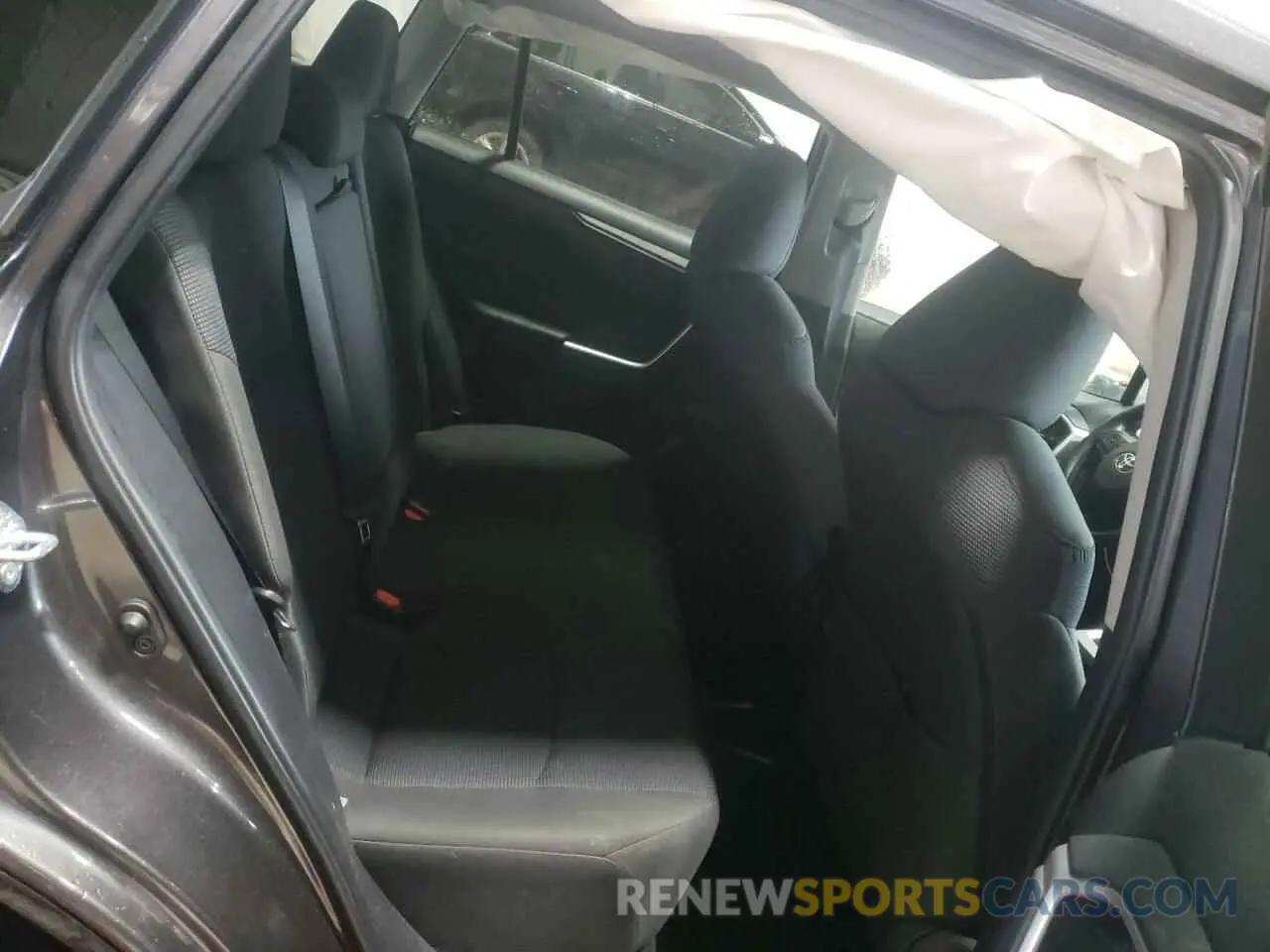 11 Photograph of a damaged car 2T3F1RFVXNC292260 TOYOTA RAV4 2022