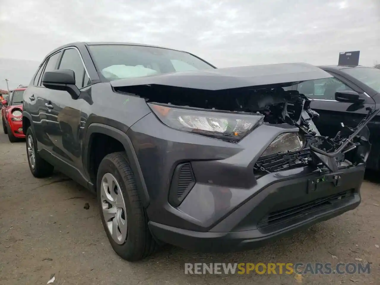 4 Photograph of a damaged car 2T3F1RFVXNW302249 TOYOTA RAV4 2022