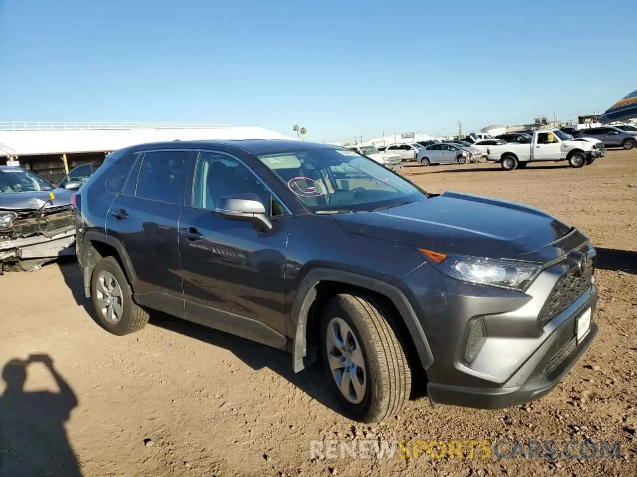 1 Photograph of a damaged car 2T3G1RFV0NC265542 TOYOTA RAV4 2022