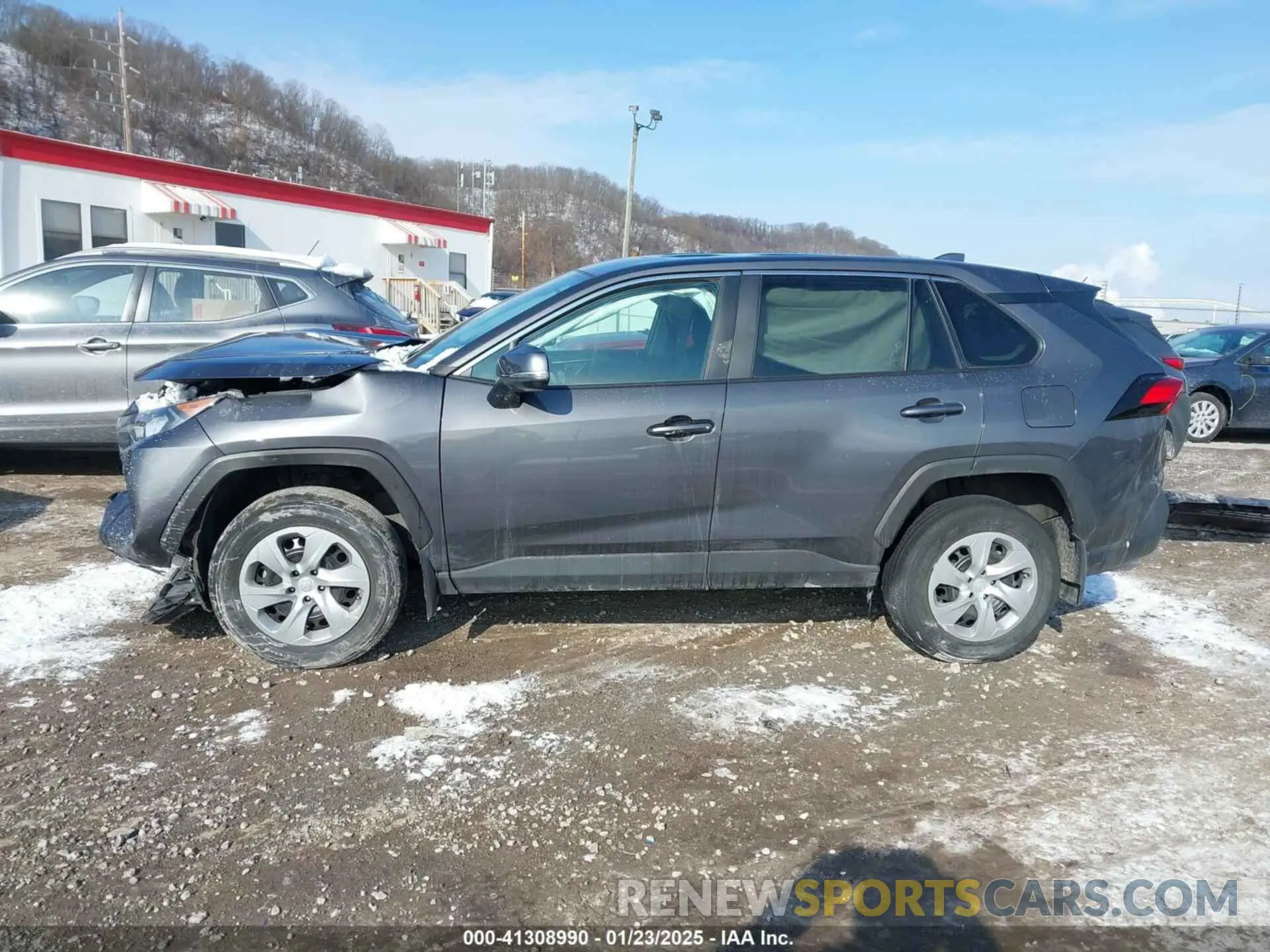 14 Photograph of a damaged car 2T3G1RFV0NW313846 TOYOTA RAV4 2022