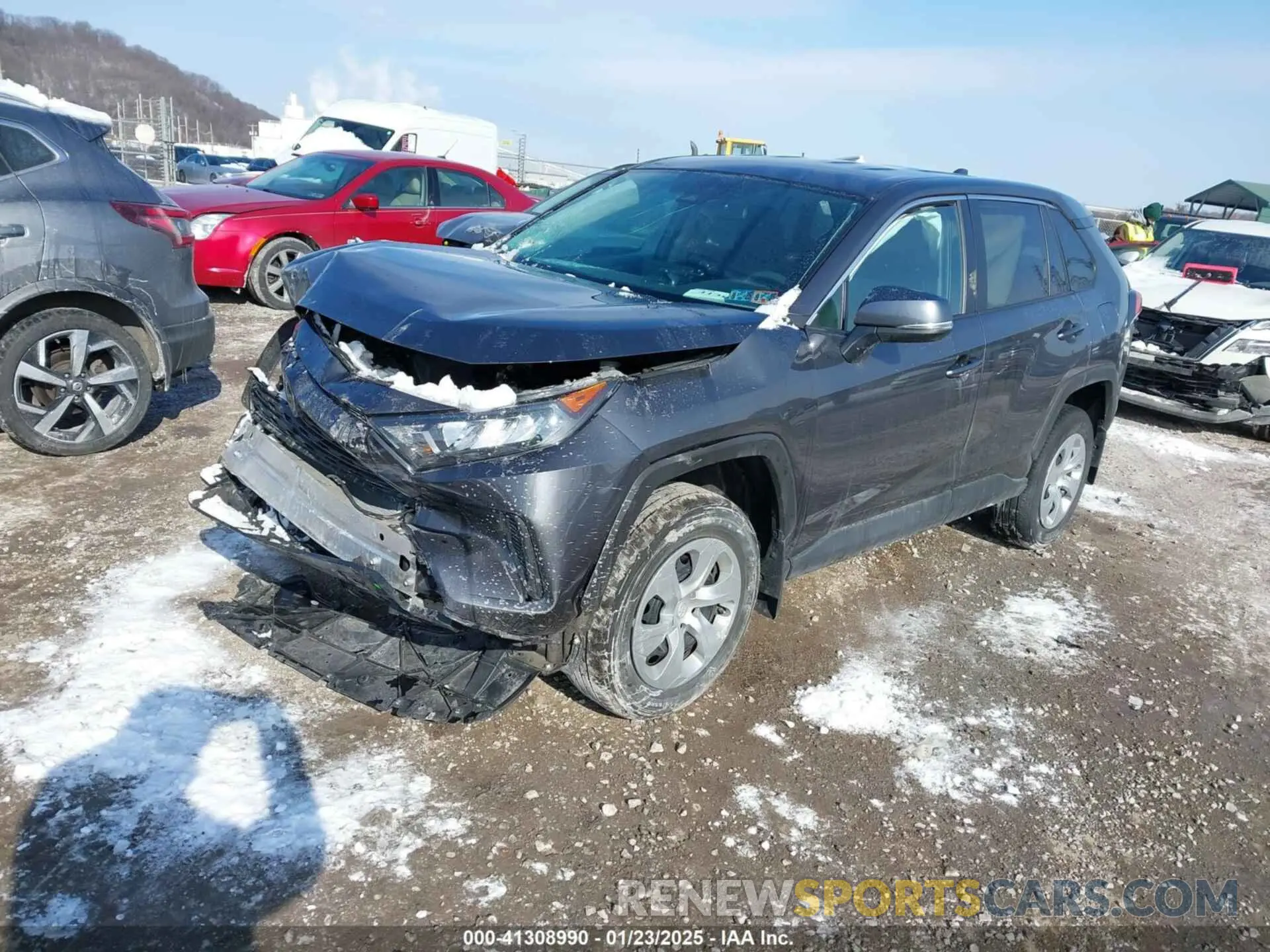 2 Photograph of a damaged car 2T3G1RFV0NW313846 TOYOTA RAV4 2022