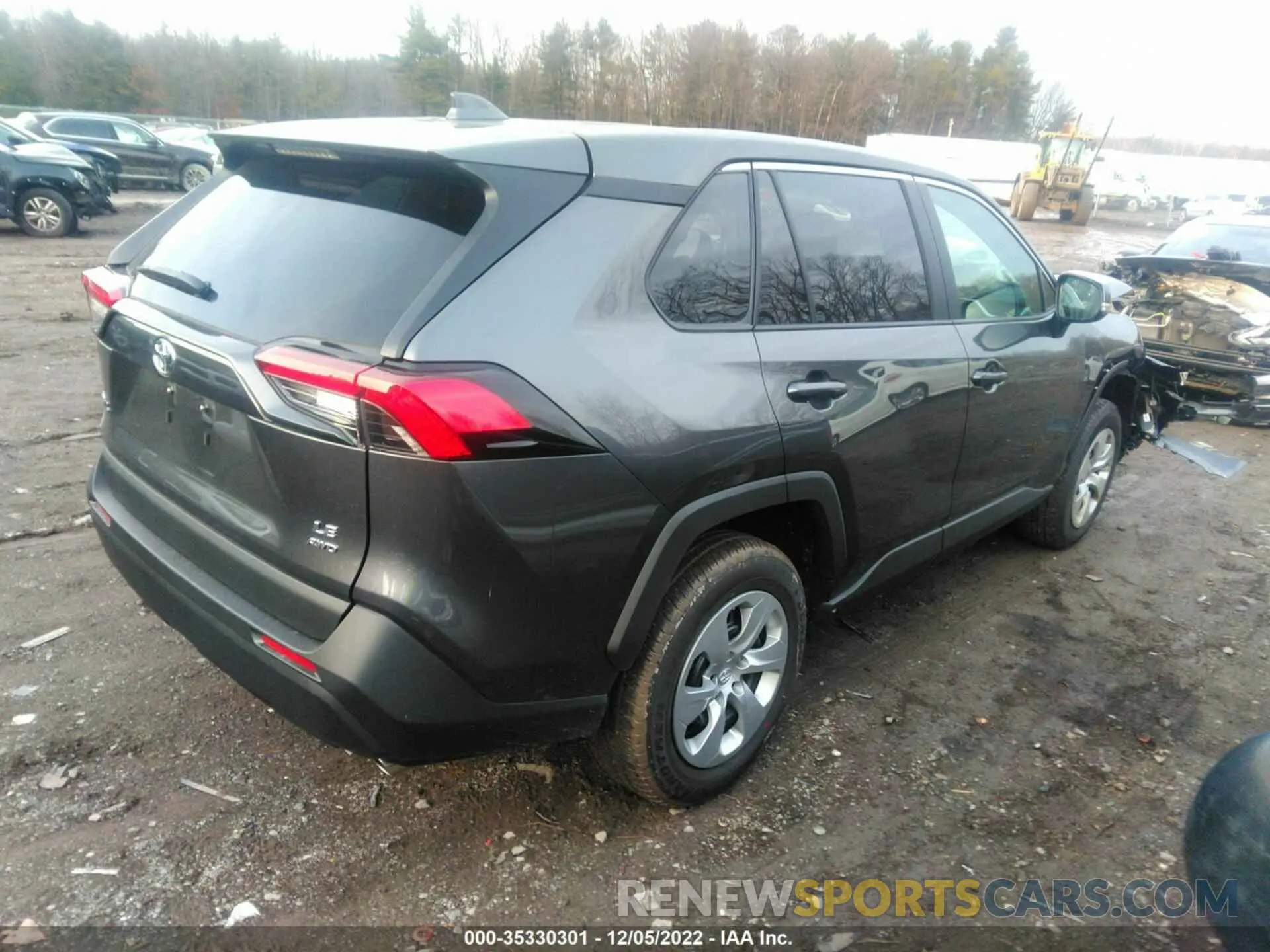 4 Photograph of a damaged car 2T3G1RFV1NC307801 TOYOTA RAV4 2022