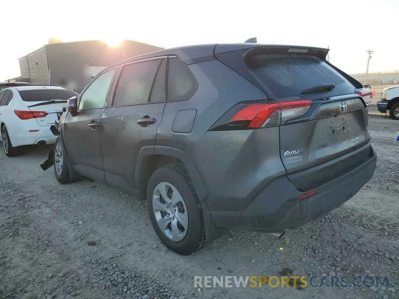 2 Photograph of a damaged car 2T3G1RFV2NC266742 TOYOTA RAV4 2022