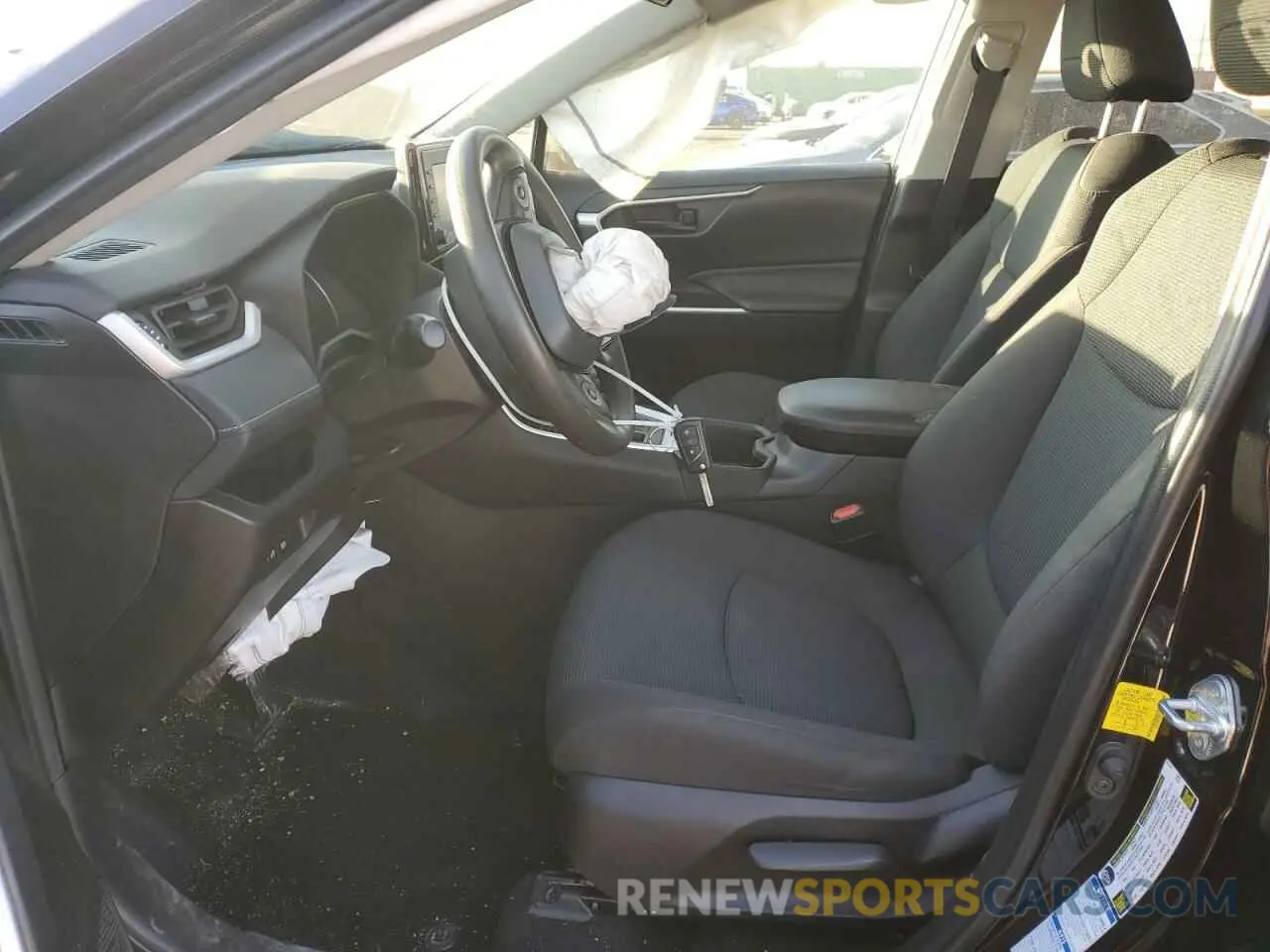 7 Photograph of a damaged car 2T3G1RFV2NC294167 TOYOTA RAV4 2022