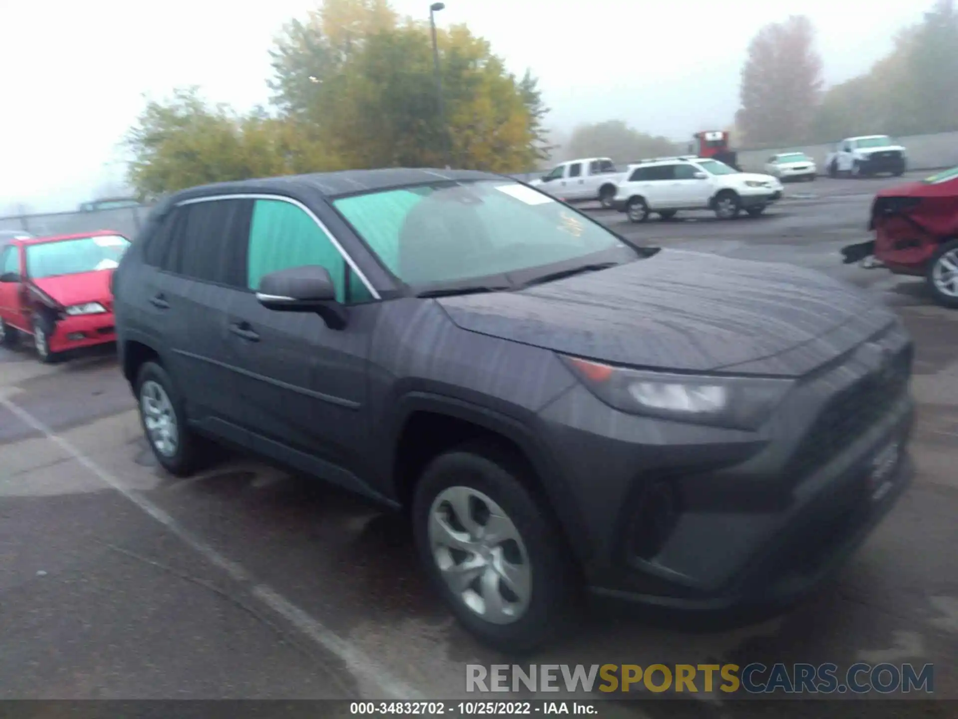 1 Photograph of a damaged car 2T3G1RFV2NC300422 TOYOTA RAV4 2022