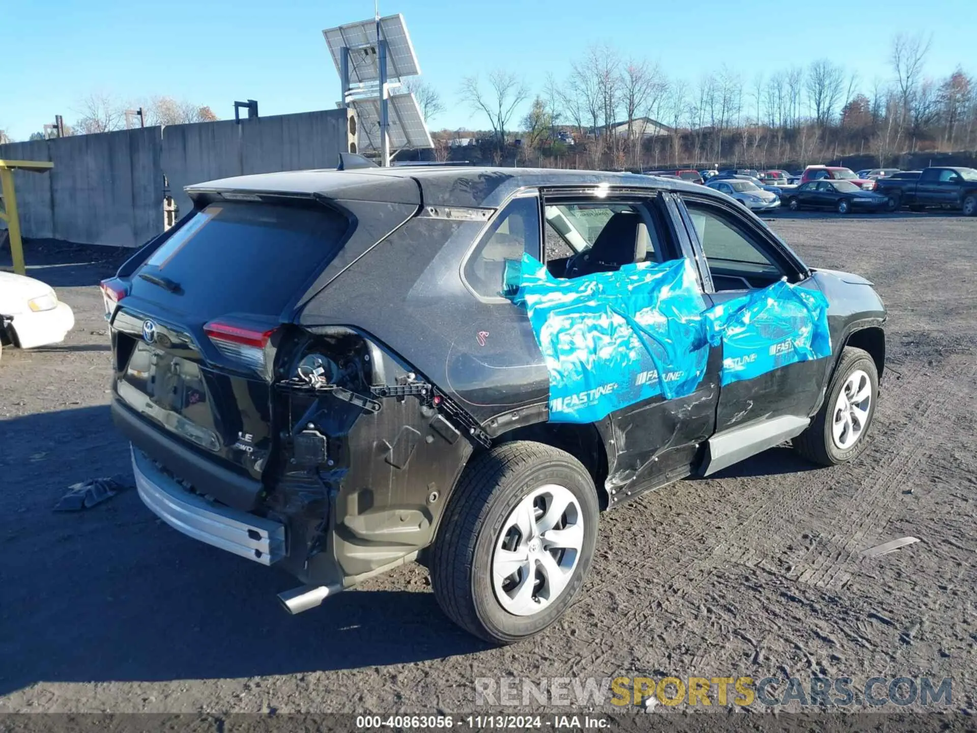 4 Photograph of a damaged car 2T3G1RFV3NW281250 TOYOTA RAV4 2022