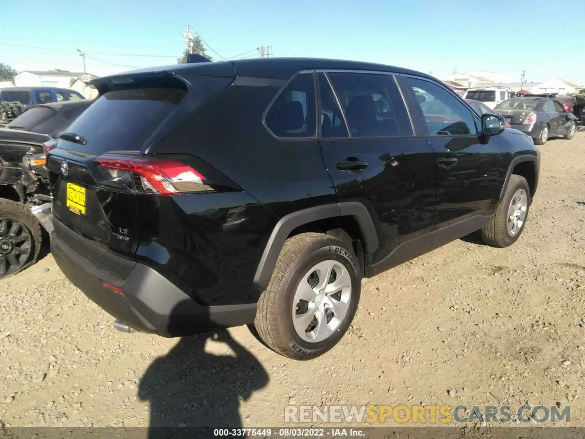 4 Photograph of a damaged car 2T3G1RFV4NC293845 TOYOTA RAV4 2022