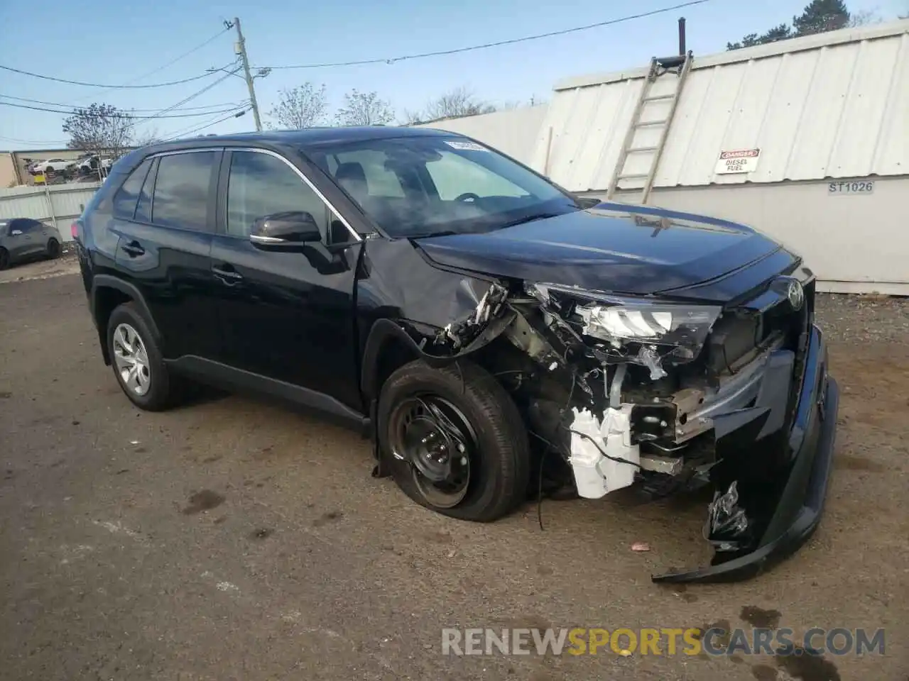 4 Photograph of a damaged car 2T3G1RFV5NC282675 TOYOTA RAV4 2022