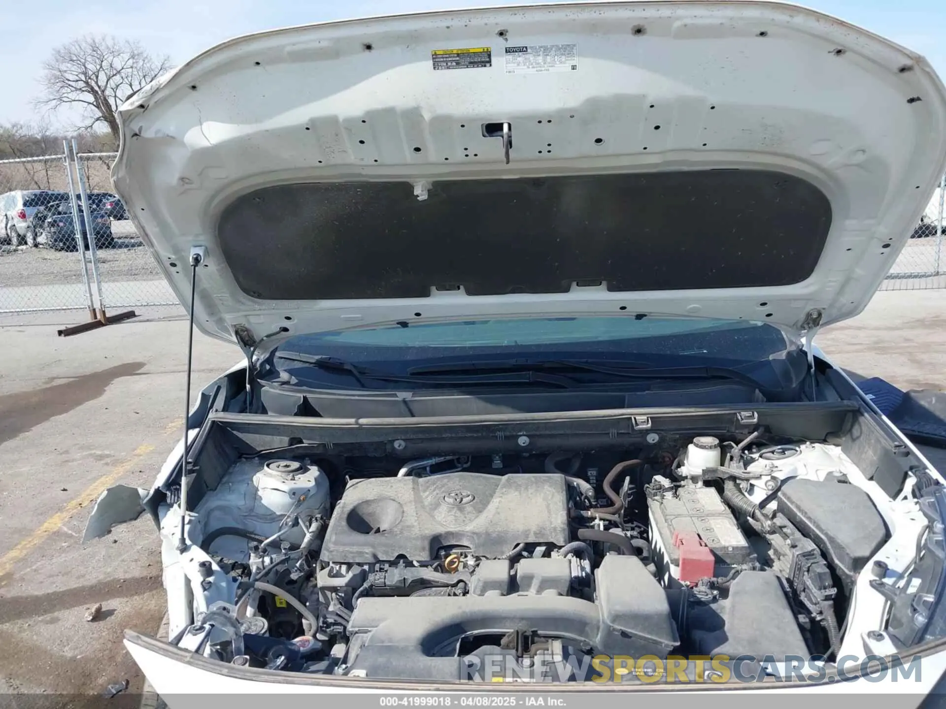 10 Photograph of a damaged car 2T3G1RFV8NC257124 TOYOTA RAV4 2022