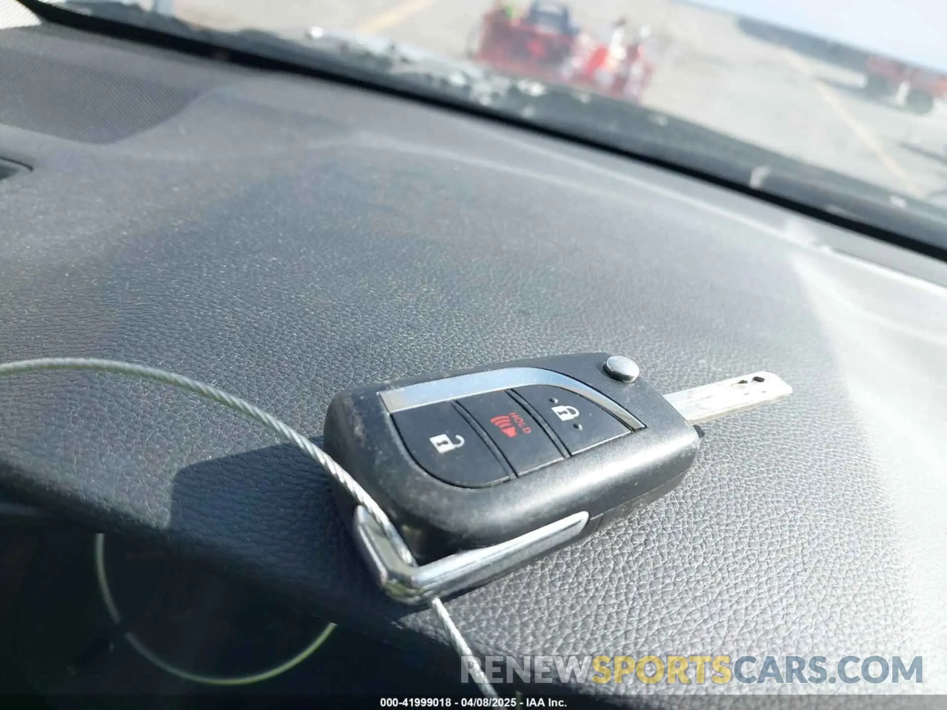 11 Photograph of a damaged car 2T3G1RFV8NC257124 TOYOTA RAV4 2022