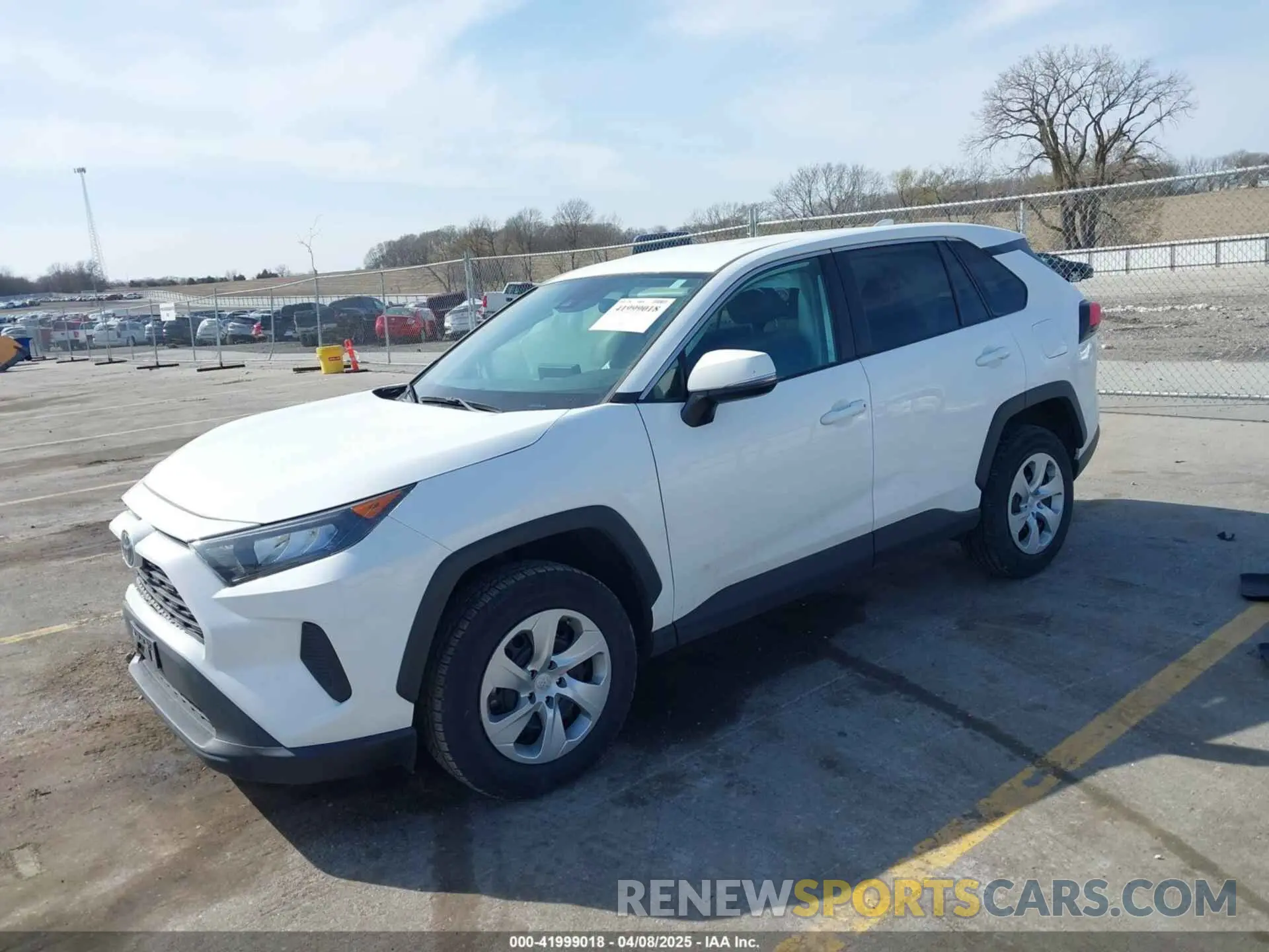 2 Photograph of a damaged car 2T3G1RFV8NC257124 TOYOTA RAV4 2022