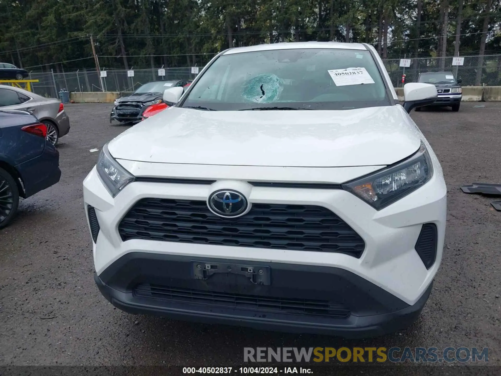 12 Photograph of a damaged car 2T3G1RFV8NC273632 TOYOTA RAV4 2022