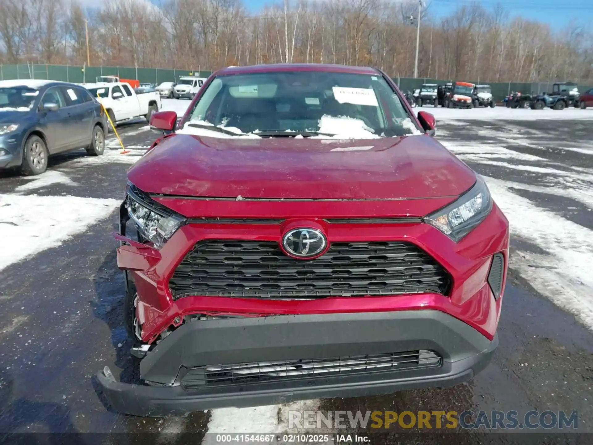 12 Photograph of a damaged car 2T3G1RFV8NW295614 TOYOTA RAV4 2022