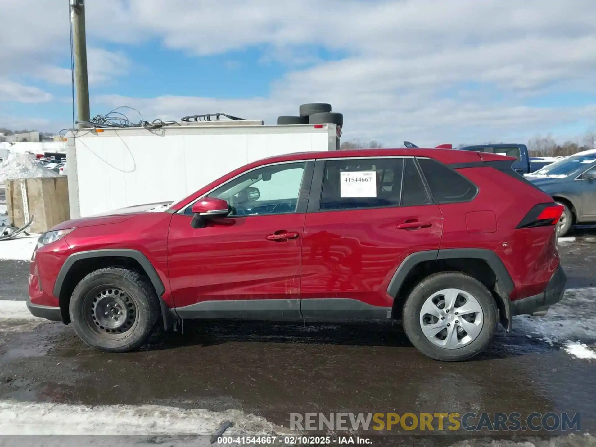 14 Photograph of a damaged car 2T3G1RFV8NW295614 TOYOTA RAV4 2022