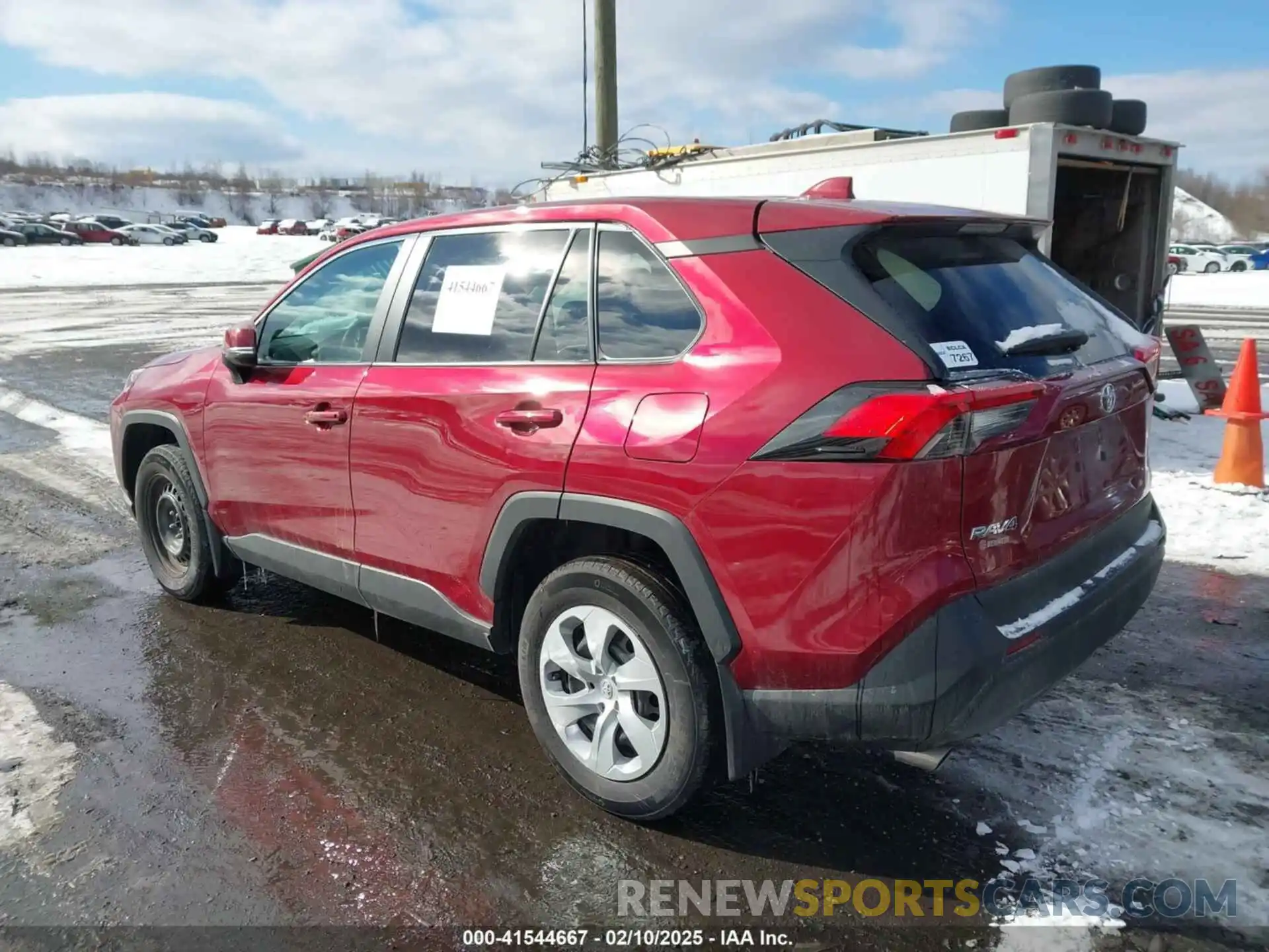 3 Photograph of a damaged car 2T3G1RFV8NW295614 TOYOTA RAV4 2022