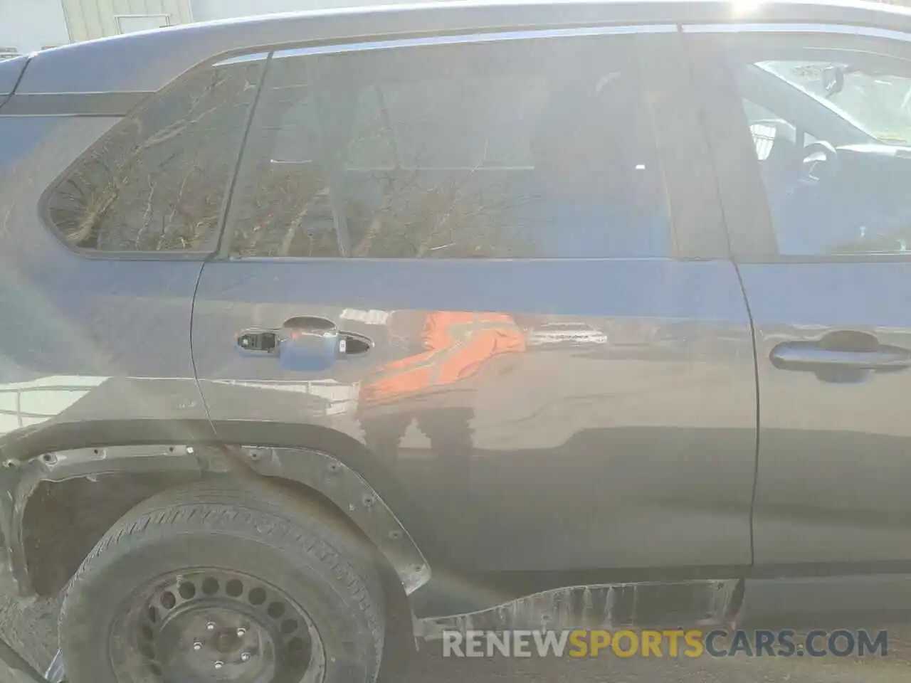 11 Photograph of a damaged car 2T3G1RFV9NC285899 TOYOTA RAV4 2022