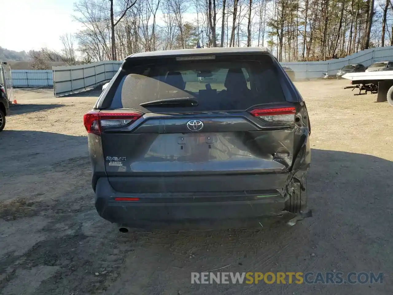 6 Photograph of a damaged car 2T3G1RFV9NC285899 TOYOTA RAV4 2022