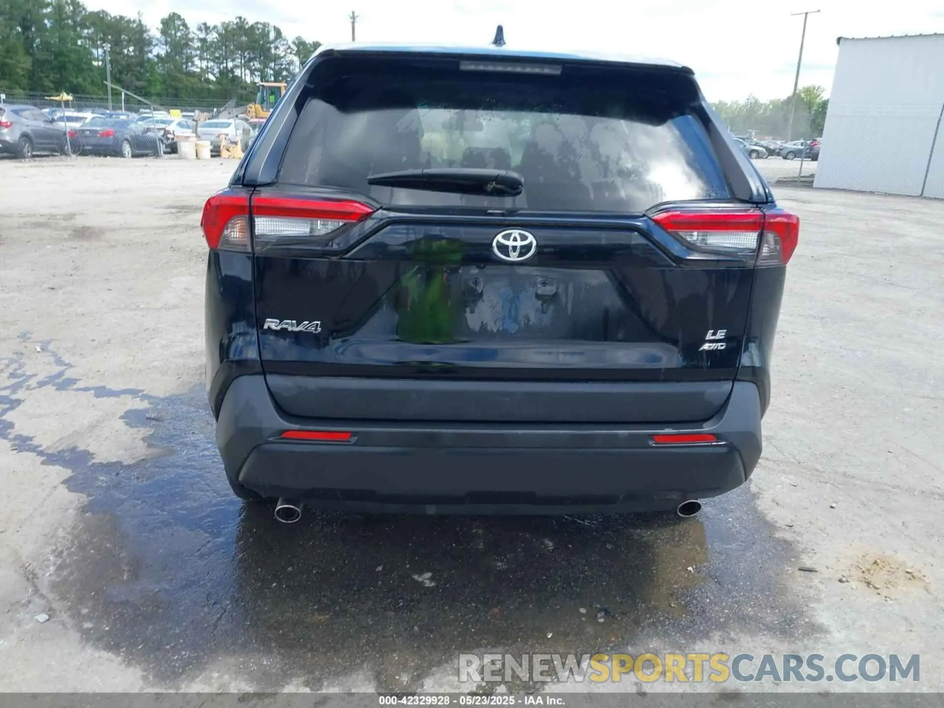 16 Photograph of a damaged car 2T3G1RFVXNC258596 TOYOTA RAV4 2022