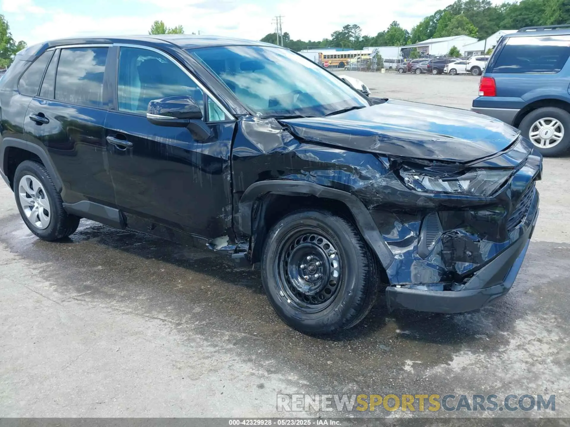 6 Photograph of a damaged car 2T3G1RFVXNC258596 TOYOTA RAV4 2022