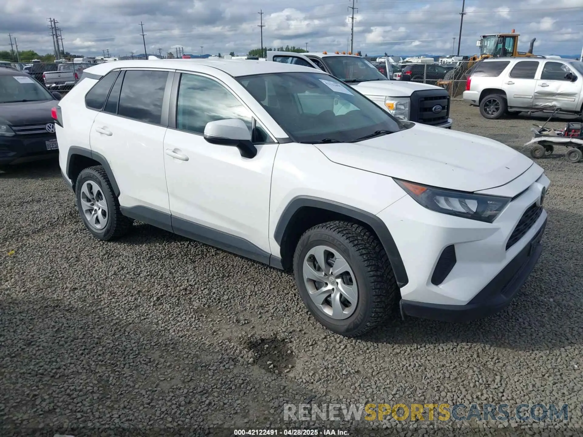 1 Photograph of a damaged car 2T3G1RFVXNC275270 TOYOTA RAV4 2022