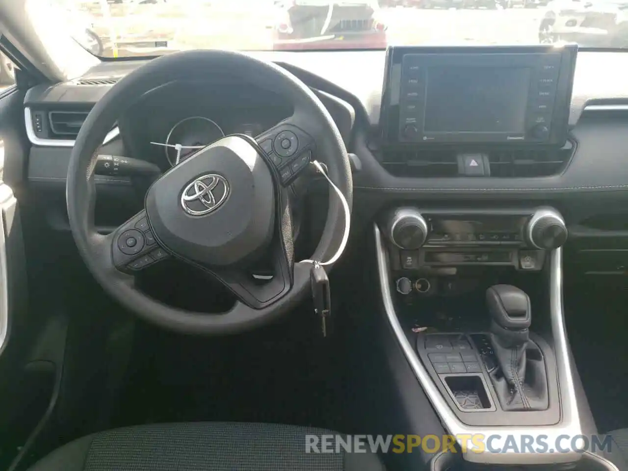 9 Photograph of a damaged car 2T3G1RFVXNW275476 TOYOTA RAV4 2022