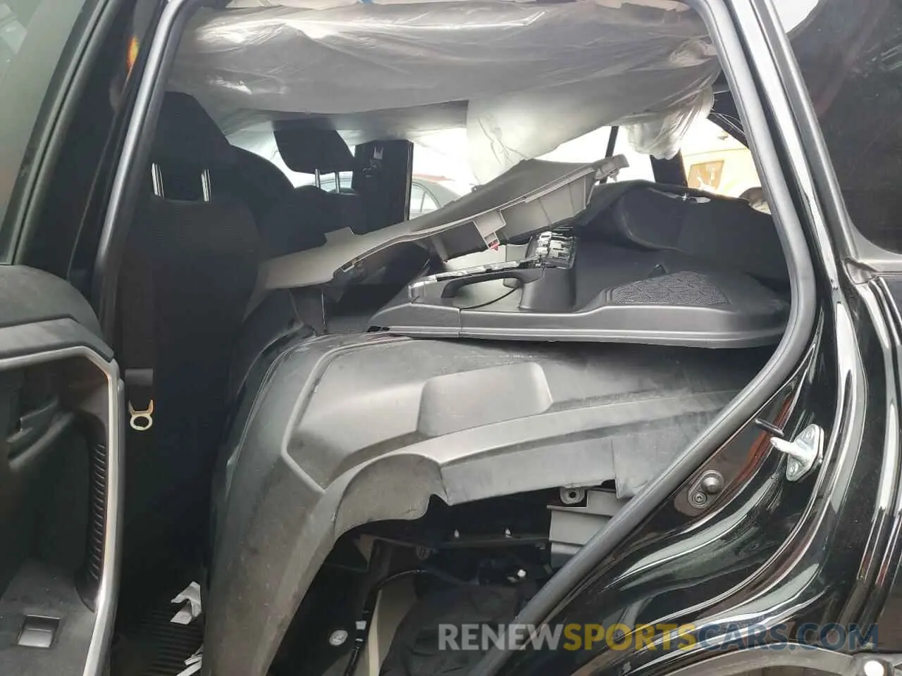 10 Photograph of a damaged car 2T3H1RFV0NW205439 TOYOTA RAV4 2022