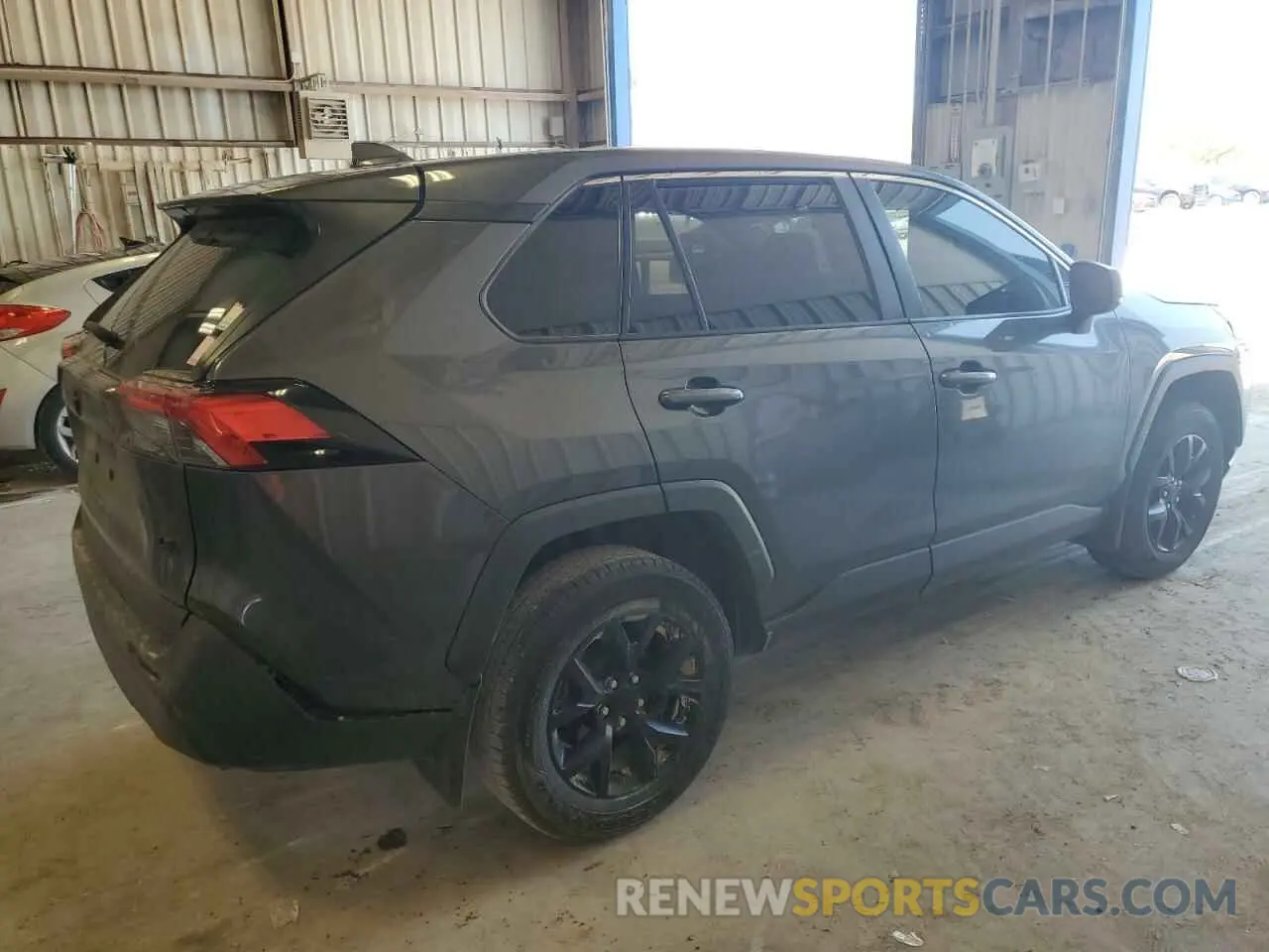 3 Photograph of a damaged car 2T3H1RFV0NW212259 TOYOTA RAV4 2022
