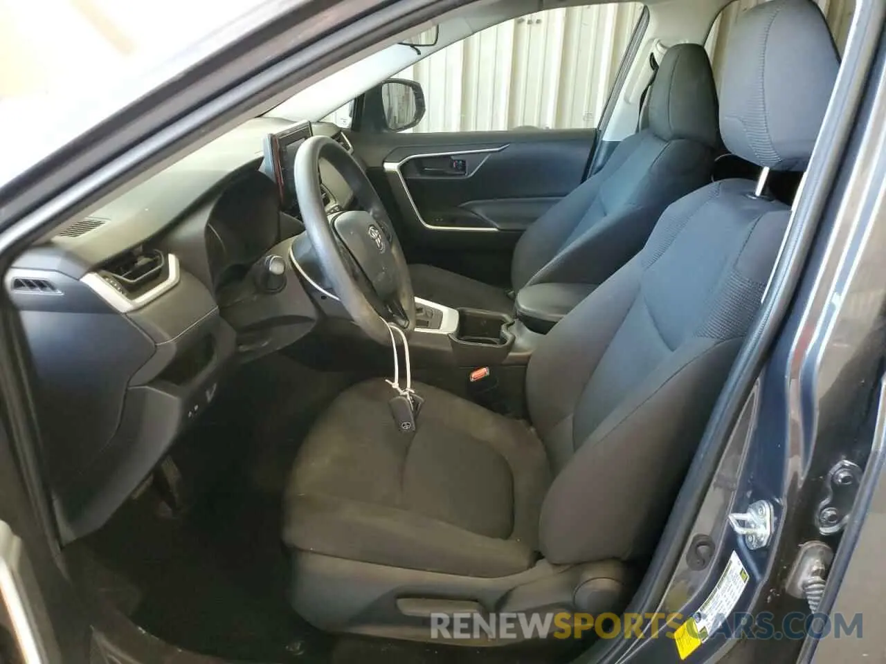 7 Photograph of a damaged car 2T3H1RFV0NW212259 TOYOTA RAV4 2022
