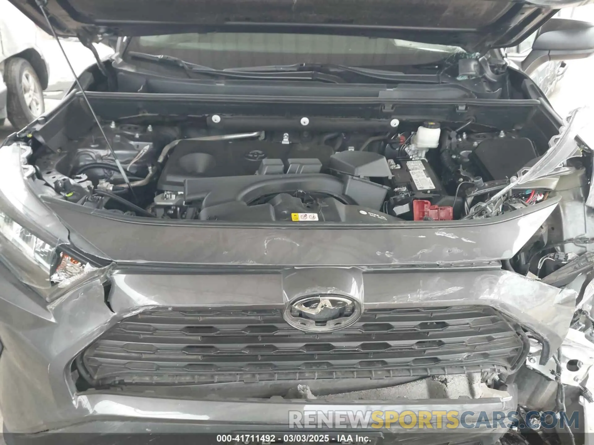 10 Photograph of a damaged car 2T3H1RFV0NW212570 TOYOTA RAV4 2022