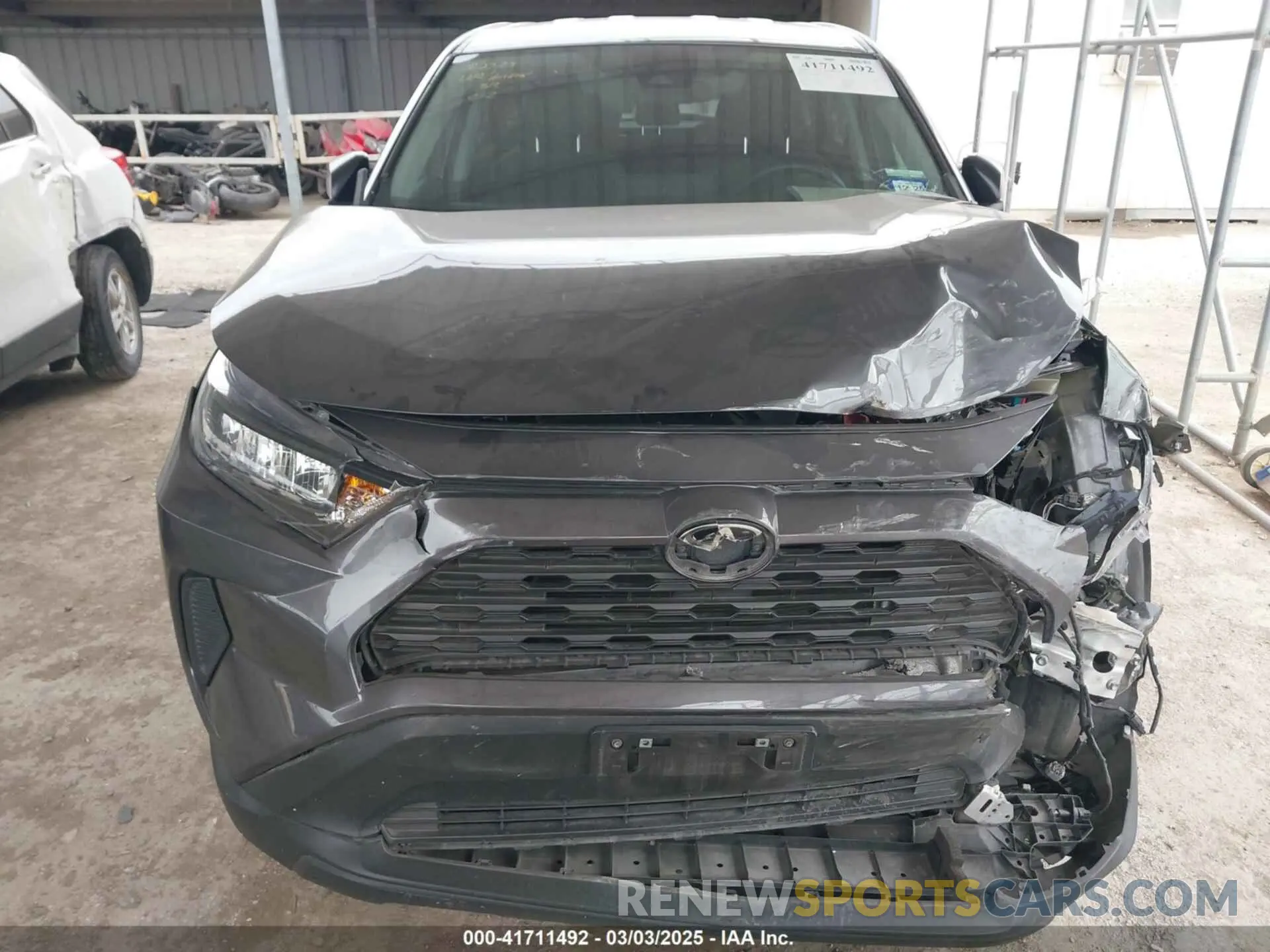 12 Photograph of a damaged car 2T3H1RFV0NW212570 TOYOTA RAV4 2022