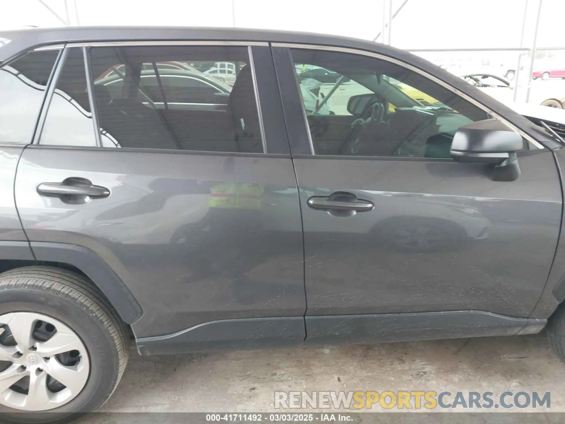 13 Photograph of a damaged car 2T3H1RFV0NW212570 TOYOTA RAV4 2022