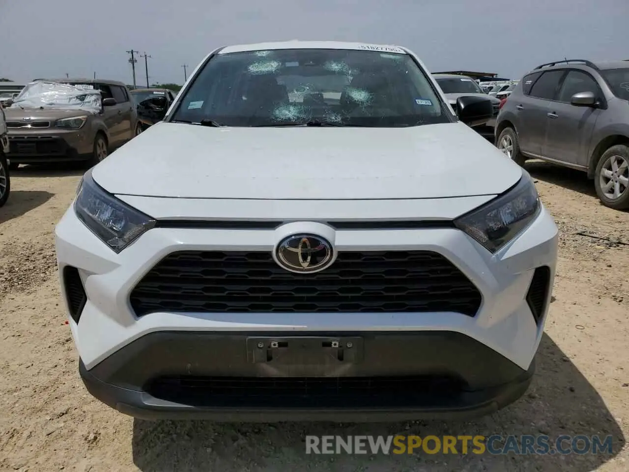 5 Photograph of a damaged car 2T3H1RFV1NW238112 TOYOTA RAV4 2022