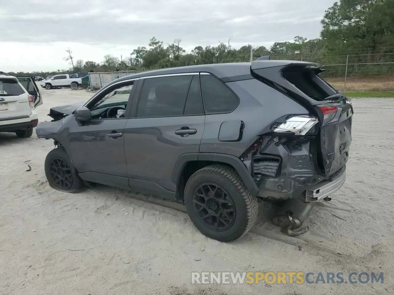 2 Photograph of a damaged car 2T3H1RFV2NC180772 TOYOTA RAV4 2022
