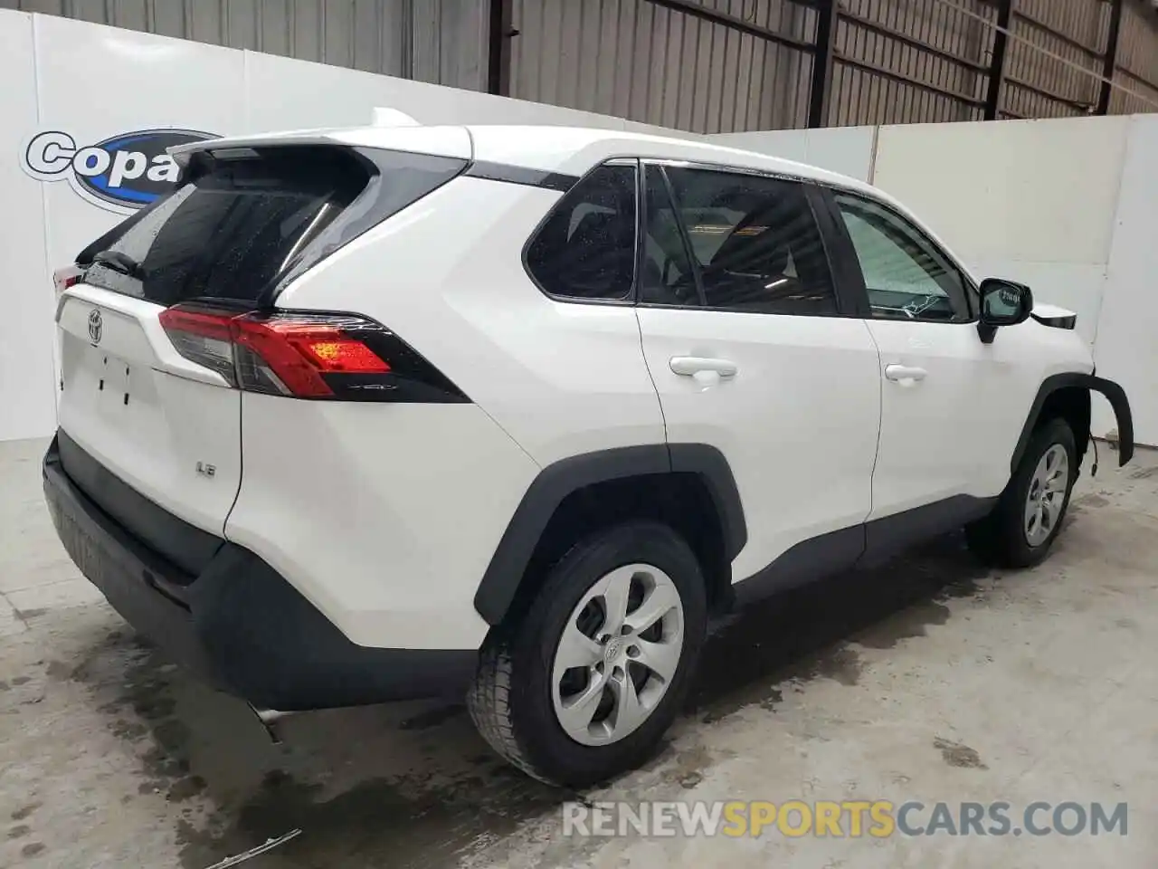 3 Photograph of a damaged car 2T3H1RFV2NC194543 TOYOTA RAV4 2022