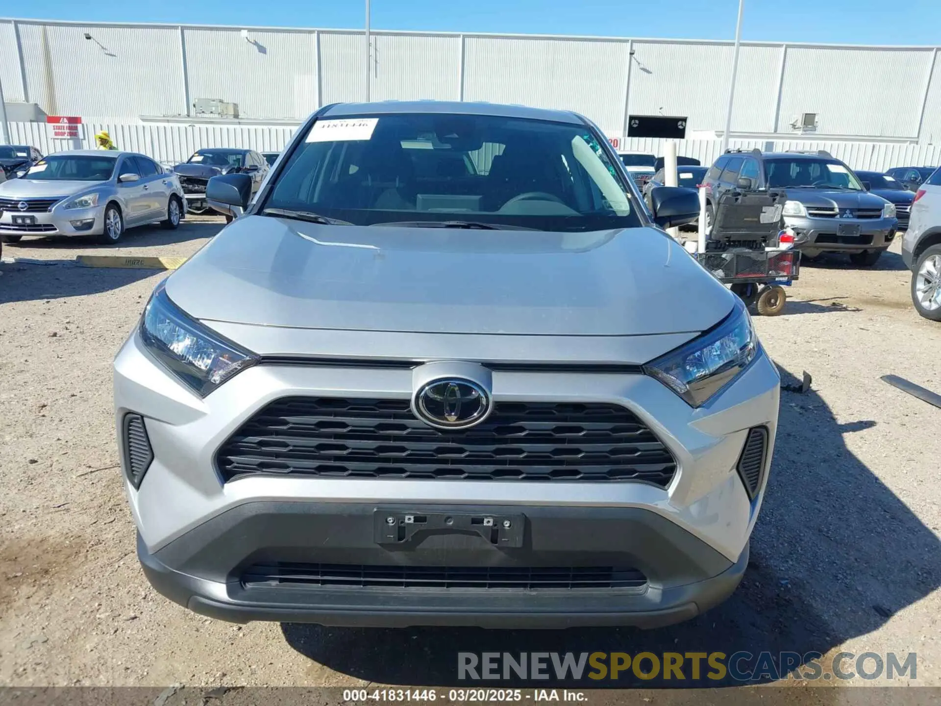 13 Photograph of a damaged car 2T3H1RFV2NW221092 TOYOTA RAV4 2022