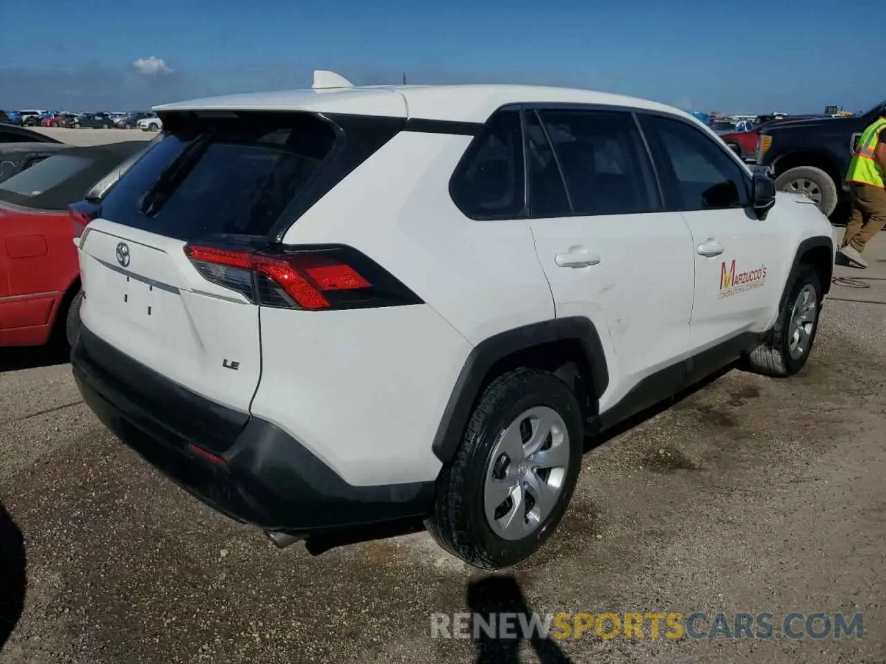 3 Photograph of a damaged car 2T3H1RFV2NW226518 TOYOTA RAV4 2022
