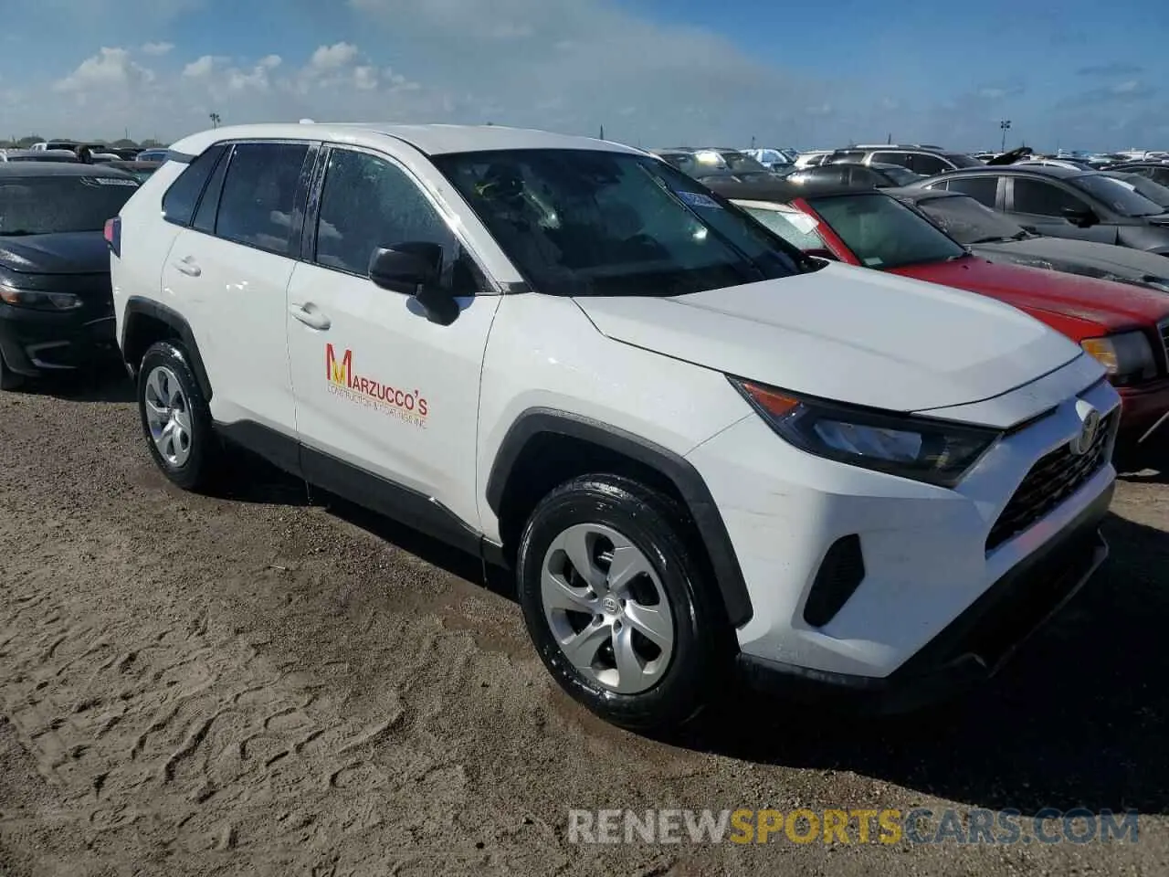 4 Photograph of a damaged car 2T3H1RFV2NW226518 TOYOTA RAV4 2022