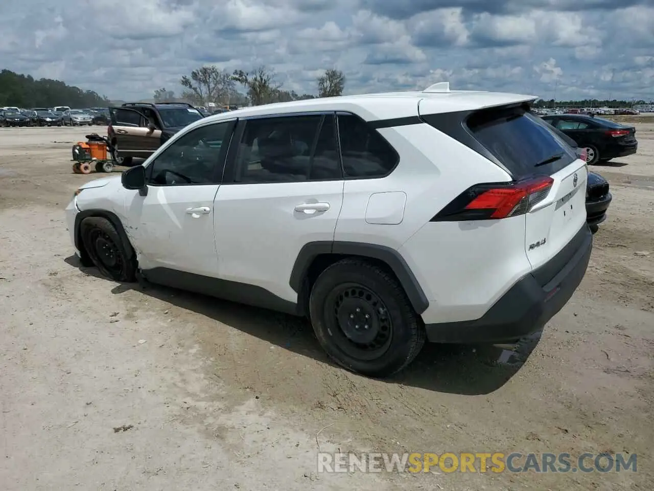 2 Photograph of a damaged car 2T3H1RFV3NC178884 TOYOTA RAV4 2022