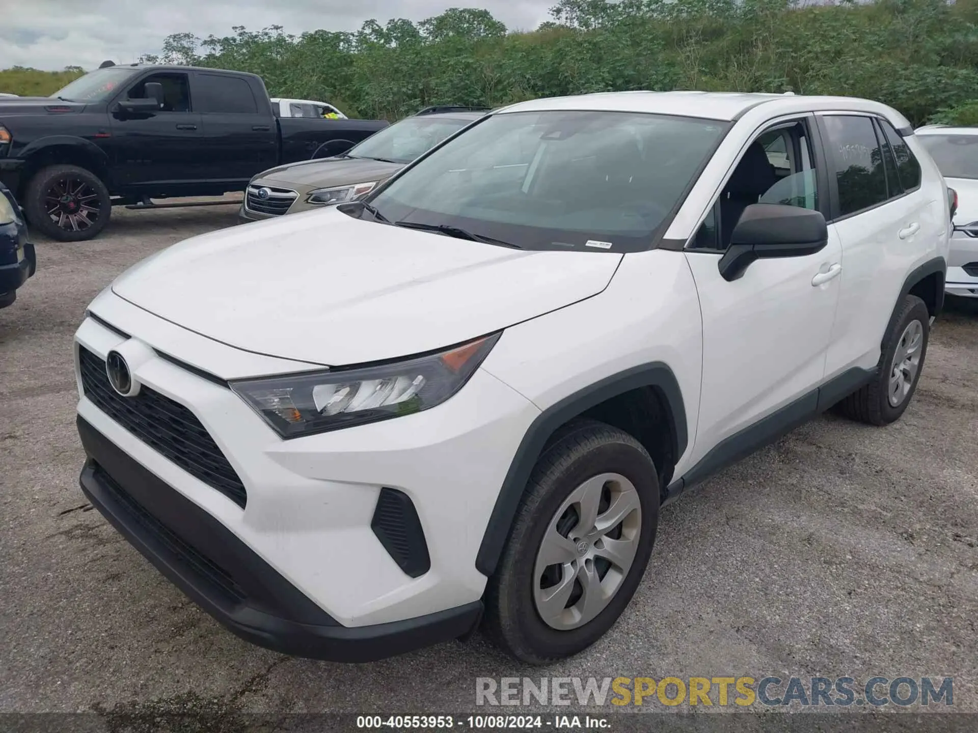 2 Photograph of a damaged car 2T3H1RFV3NC179615 TOYOTA RAV4 2022