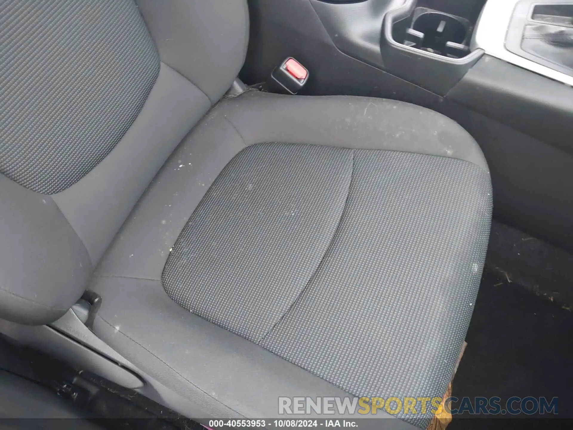 6 Photograph of a damaged car 2T3H1RFV3NC179615 TOYOTA RAV4 2022