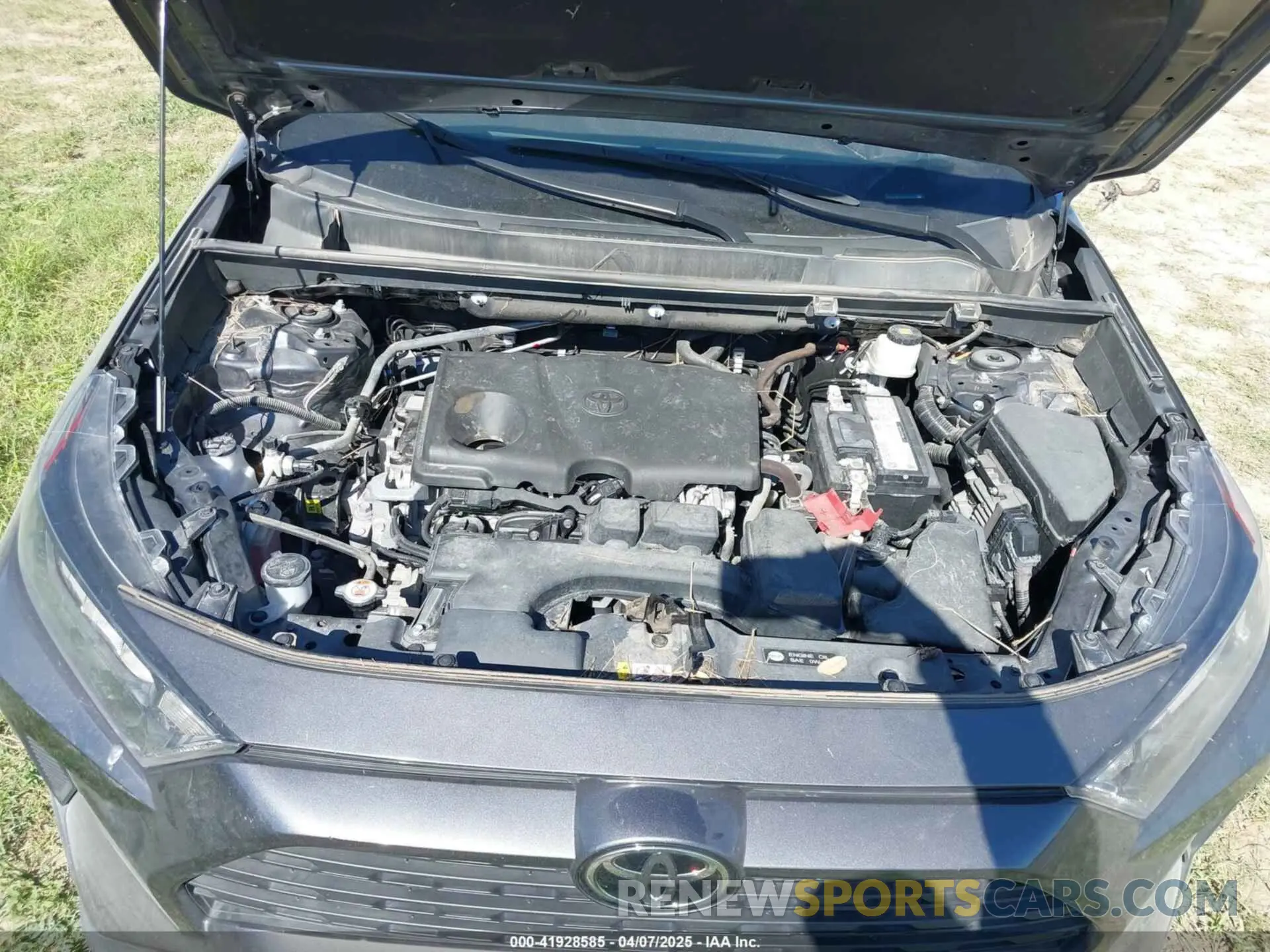 10 Photograph of a damaged car 2T3H1RFV3NC201287 TOYOTA RAV4 2022