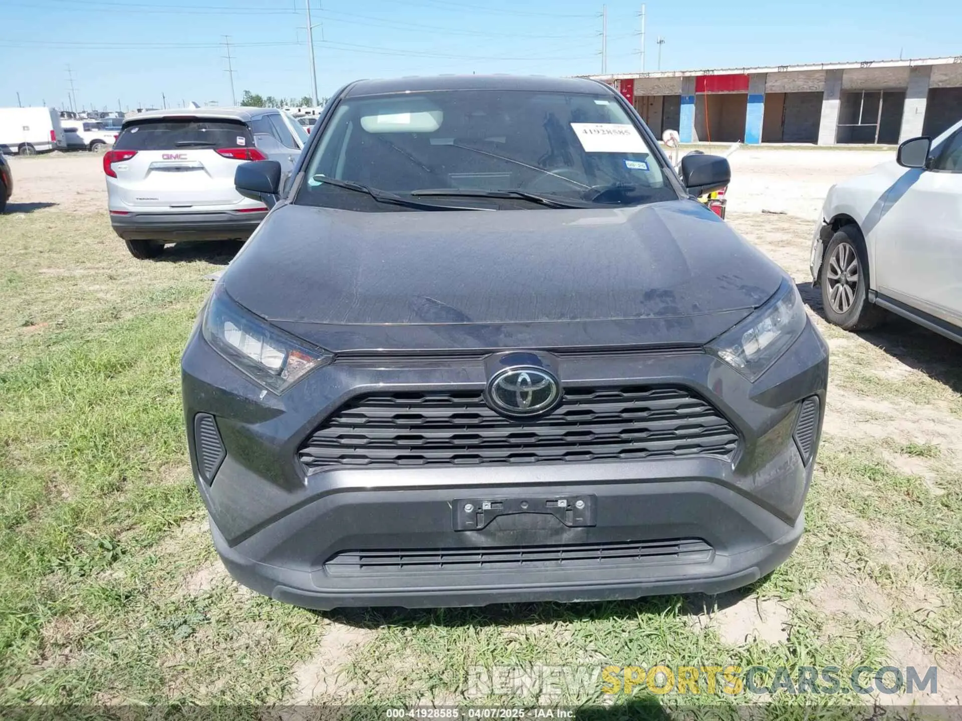 11 Photograph of a damaged car 2T3H1RFV3NC201287 TOYOTA RAV4 2022