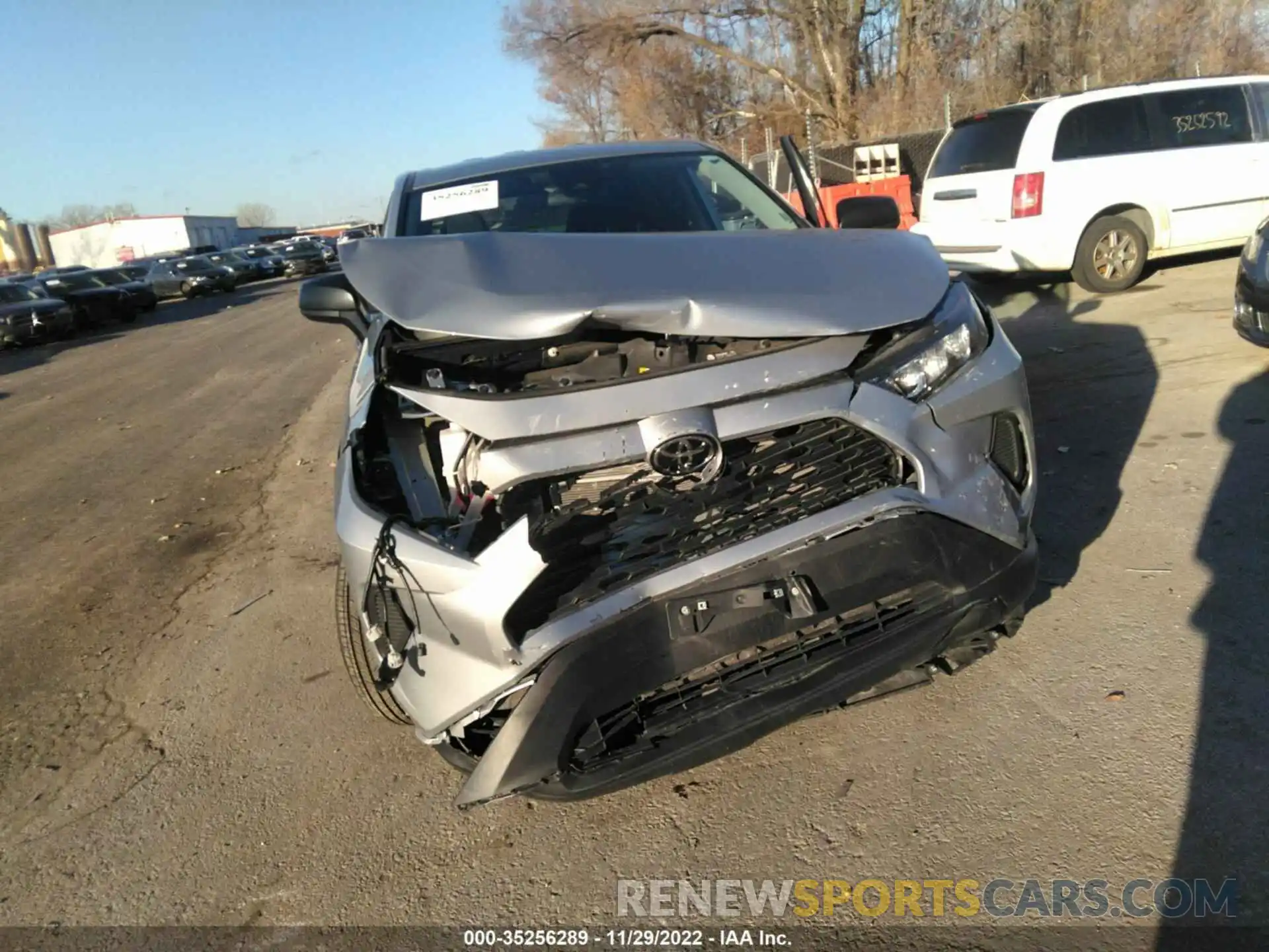 6 Photograph of a damaged car 2T3H1RFV3NW202115 TOYOTA RAV4 2022