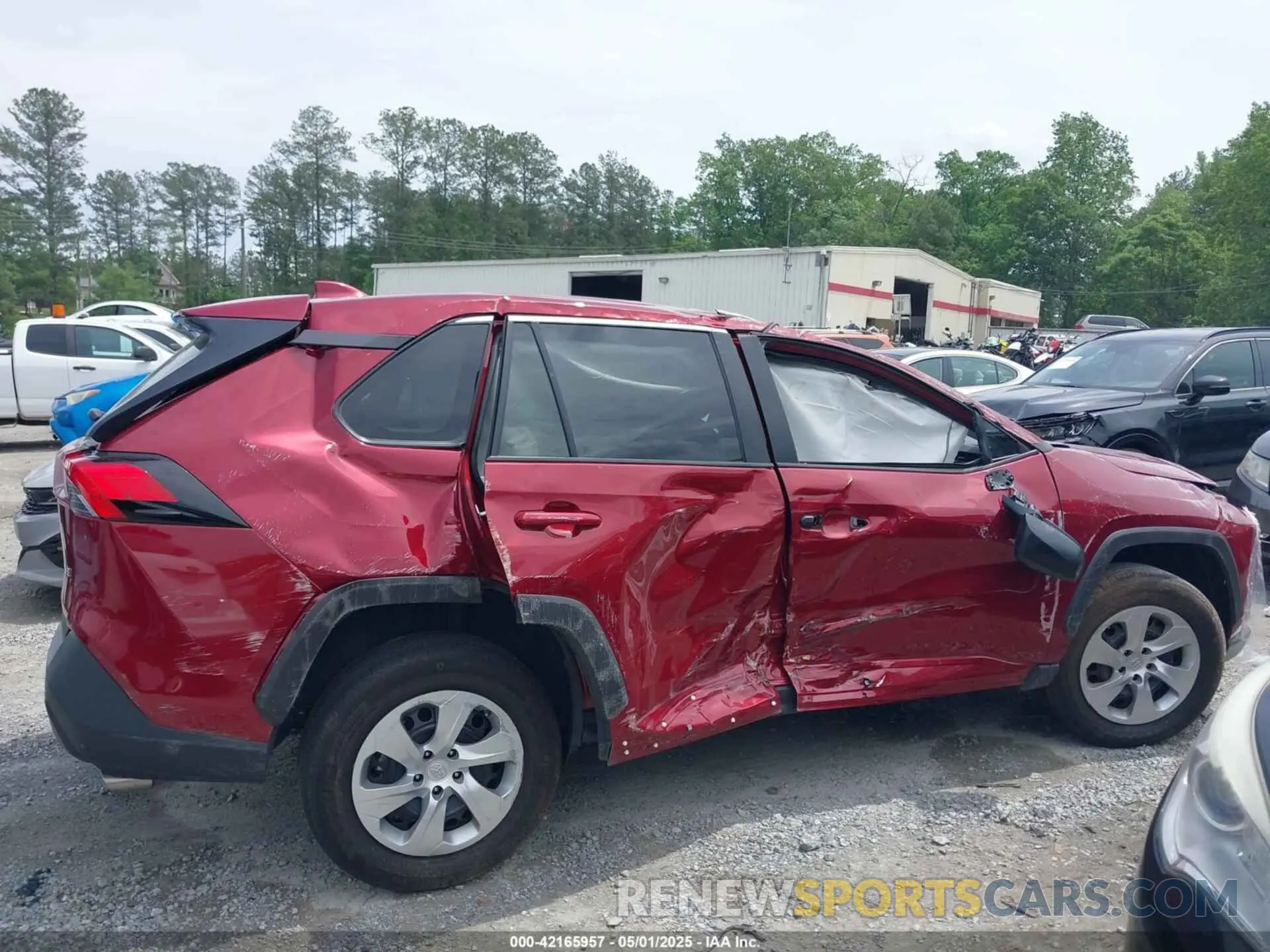 12 Photograph of a damaged car 2T3H1RFV3NW207623 TOYOTA RAV4 2022