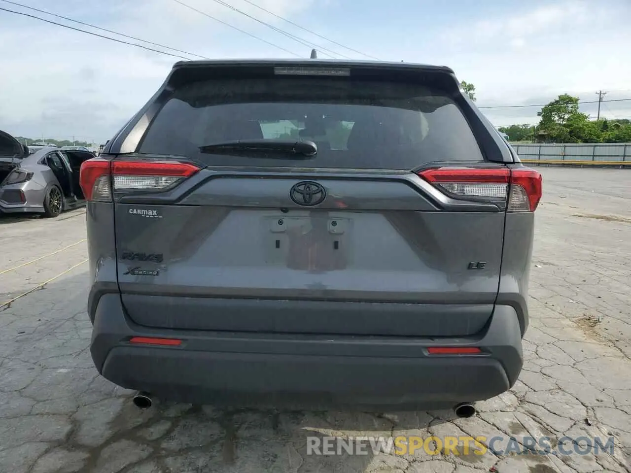 6 Photograph of a damaged car 2T3H1RFV5NC182967 TOYOTA RAV4 2022