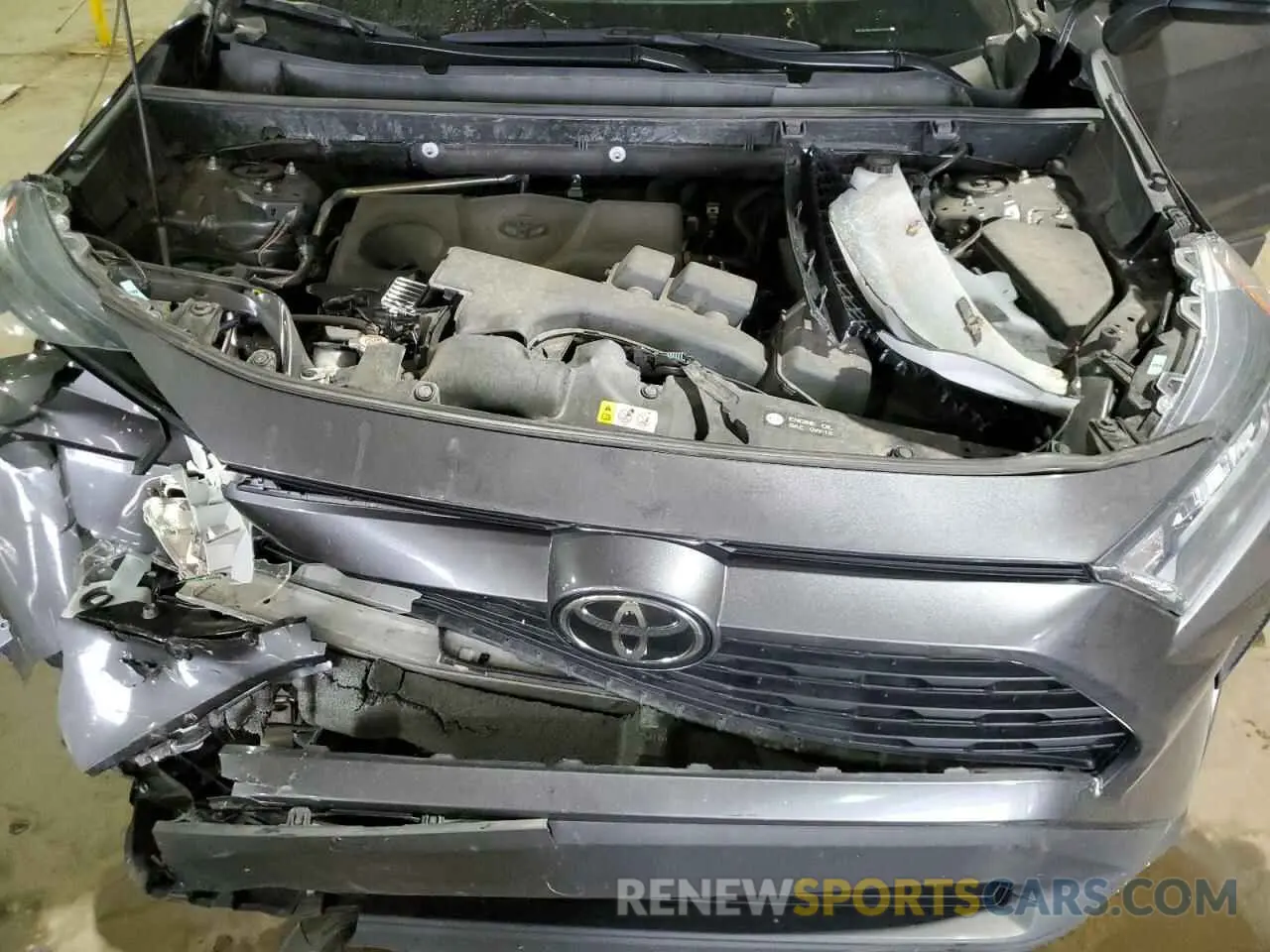 12 Photograph of a damaged car 2T3H1RFV5NC213294 TOYOTA RAV4 2022