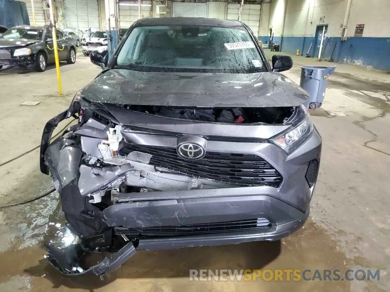 5 Photograph of a damaged car 2T3H1RFV5NC213294 TOYOTA RAV4 2022