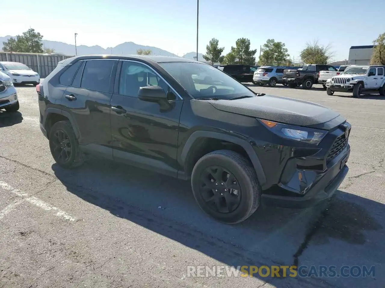 4 Photograph of a damaged car 2T3H1RFV5NW204772 TOYOTA RAV4 2022