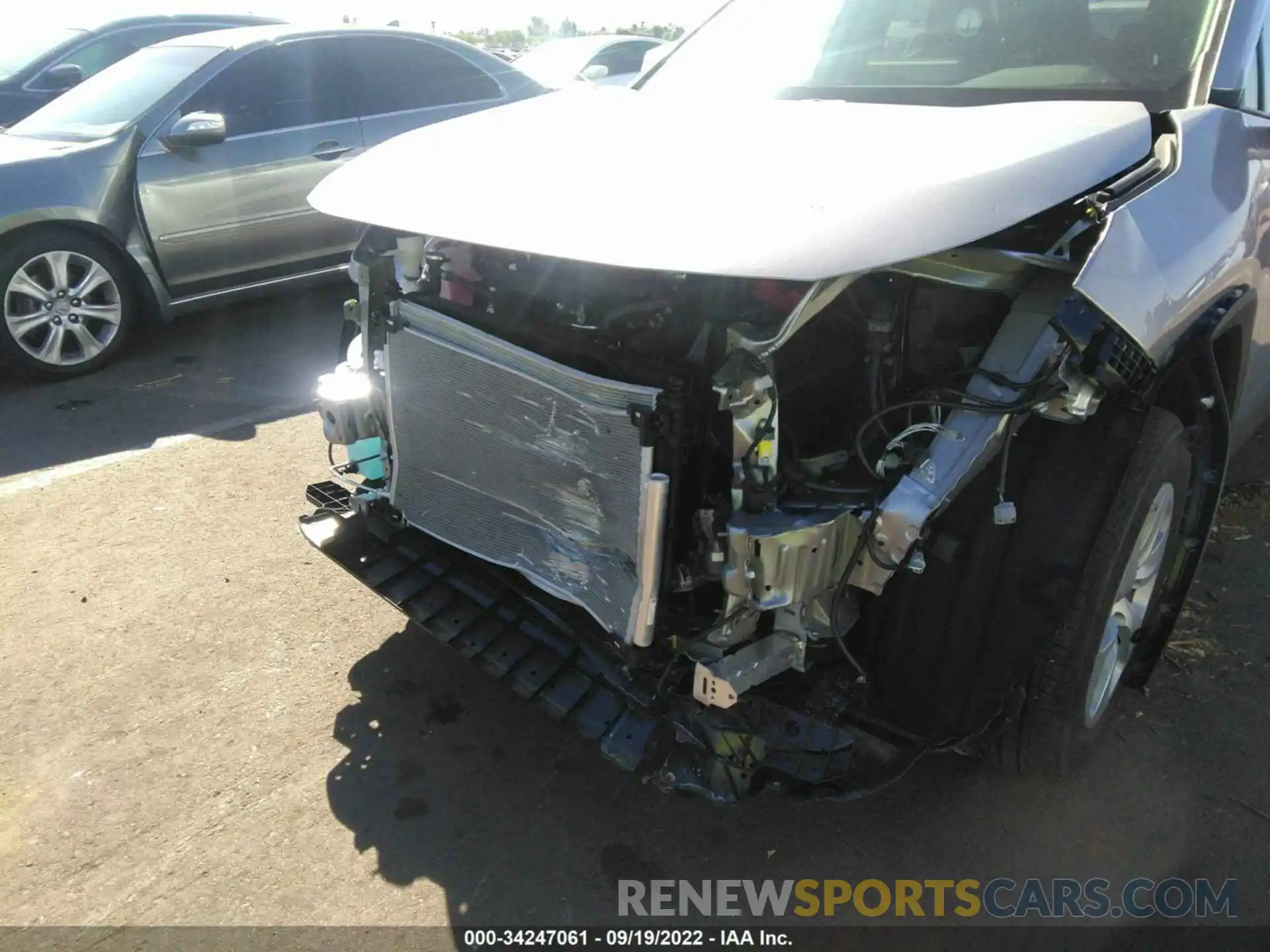 6 Photograph of a damaged car 2T3H1RFV5NW212144 TOYOTA RAV4 2022