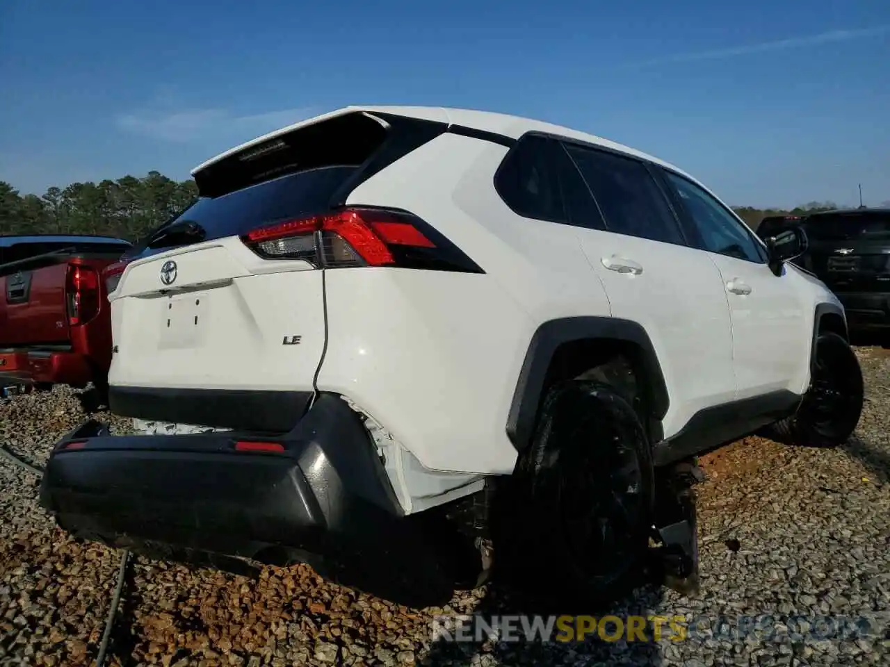 3 Photograph of a damaged car 2T3H1RFV6NC175767 TOYOTA RAV4 2022